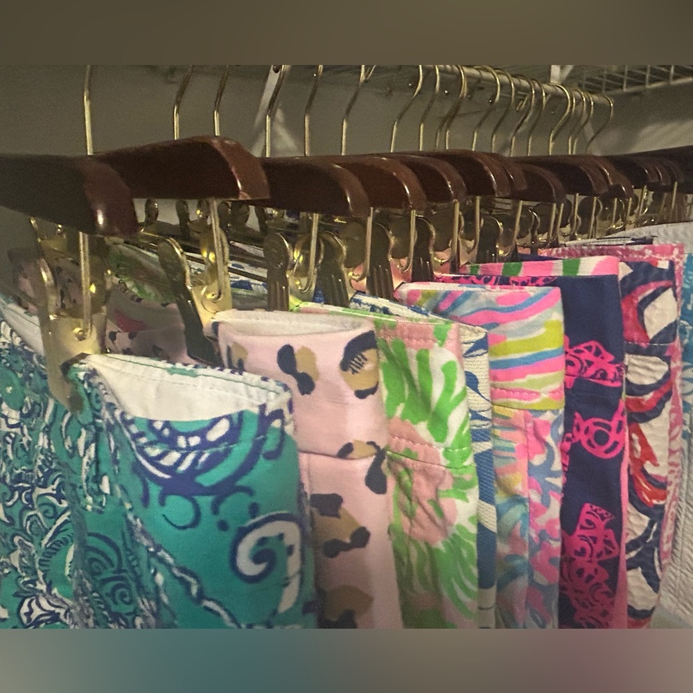20 Lilly Pulitzer wood pants hangers - Picture 7 of 7
